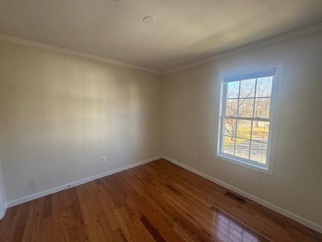 Building Photo - 1/2 off First Full Months' Rent with Move in by 12/19 "Charming 4-Bed Home with Finished Basement...