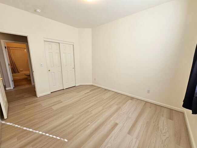 Building Photo - Cold Springs Beauty - Immaculate Newer Hom...