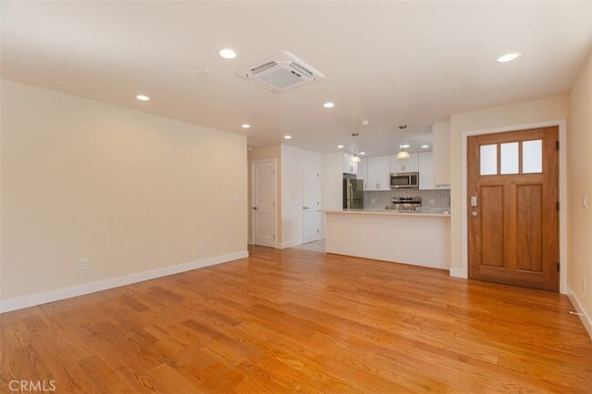 Building Photo - 319 N Shelton St