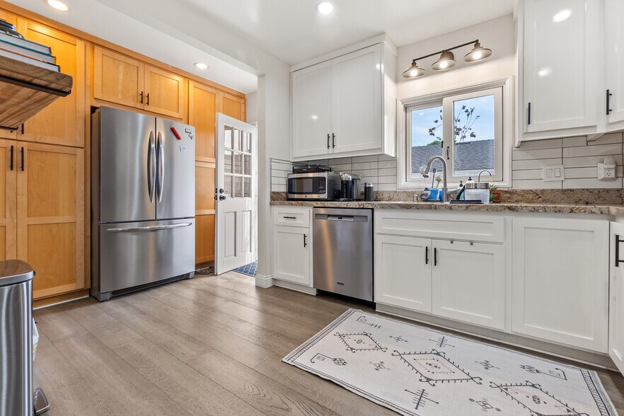 Building Photo - 529 Isabel St