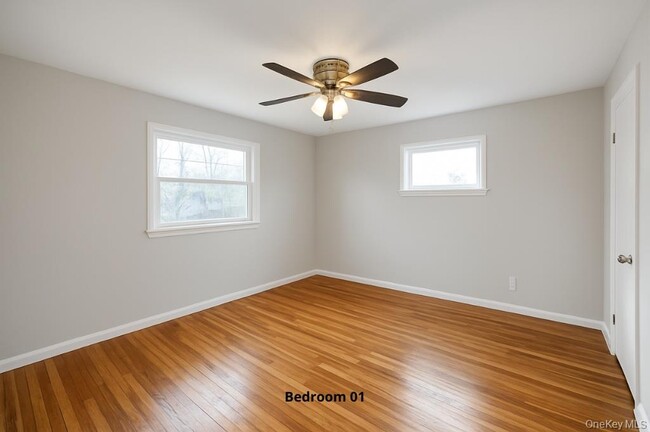 Building Photo - 741 Taylor Ave