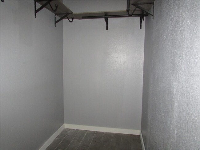 Building Photo - 12715 Raeburn Way