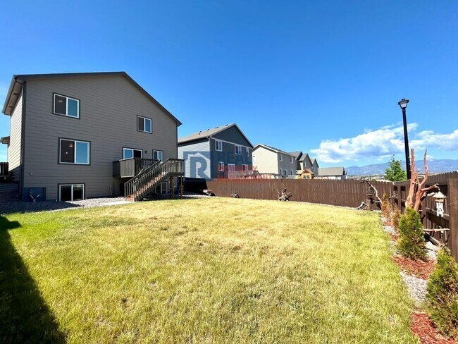 Building Photo - 10740 Witcher Dr