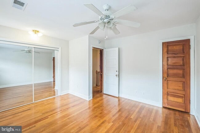 Building Photo - 1407 K St SE