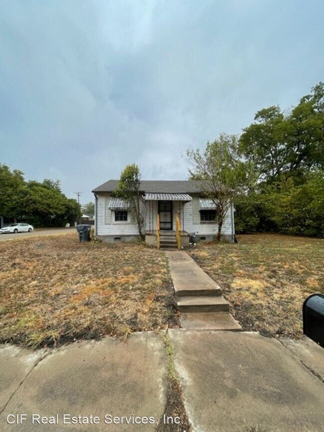 Primary Photo - 3 br, 1 bath House - 3833 Rolando St