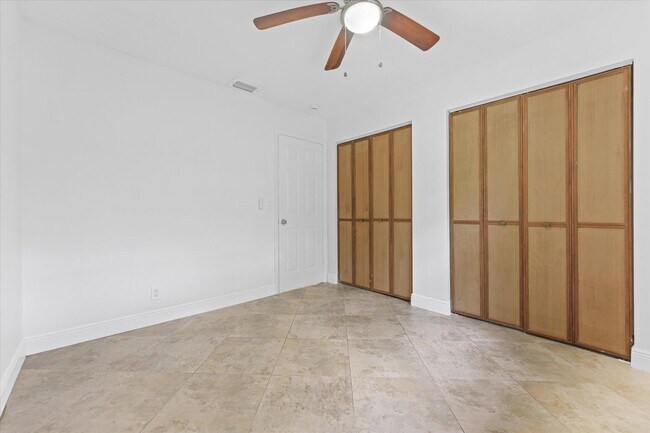 Building Photo - 11580 NW 20th Dr