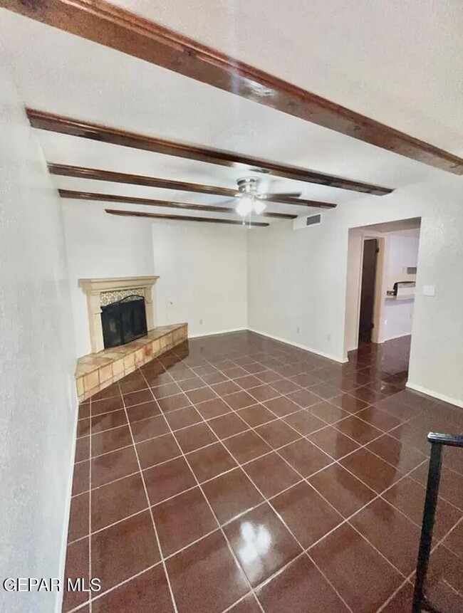 Building Photo - 10604 Springwood Dr