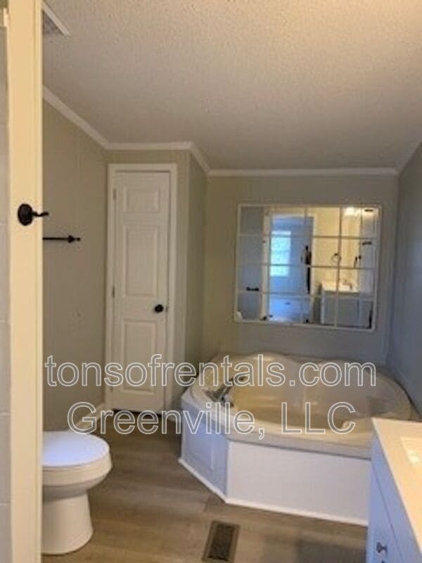 Building Photo - 236 Elizabeth Ln