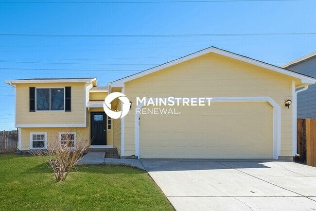 Primary Photo - 5 Bedroom Pet-Friendly Home in AURORA, CO ...