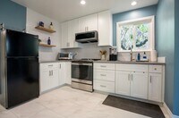 Building Photo - 3219 Sumac Rd