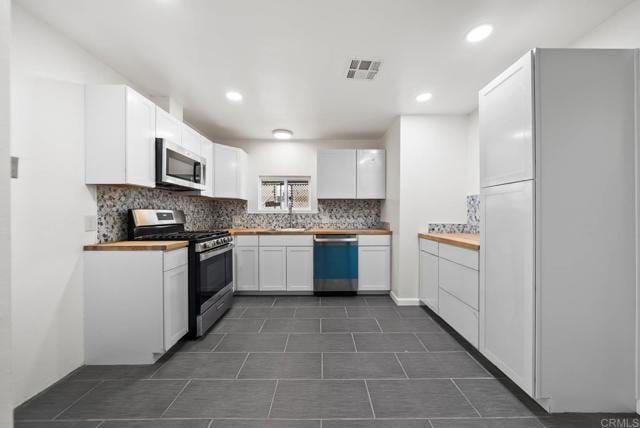 Building Photo - 5001 W Florida Ave