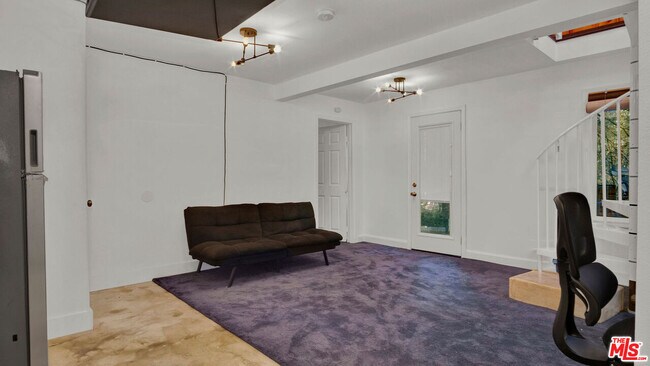 Building Photo - 26776 CA-189