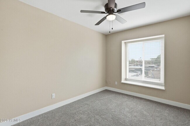 Building Photo - 8432 N 34th Dr