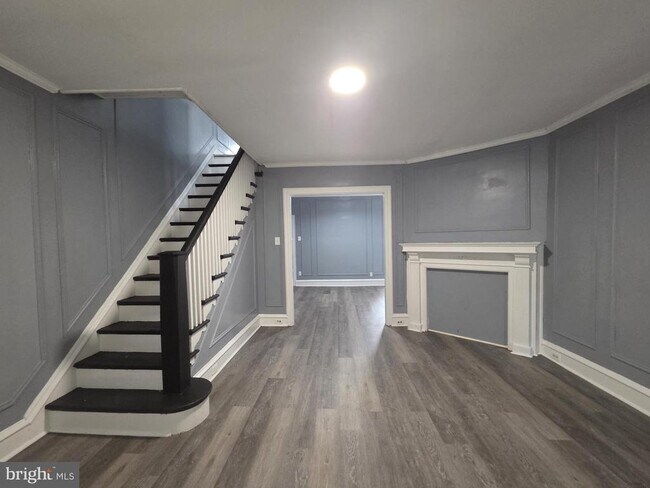 Building Photo - 302 W Loudon St