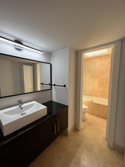 Building Photo - 2180 Brickell Ave