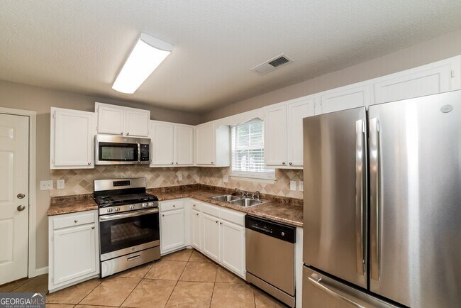 Building Photo - 4753 Limestone Ln NW