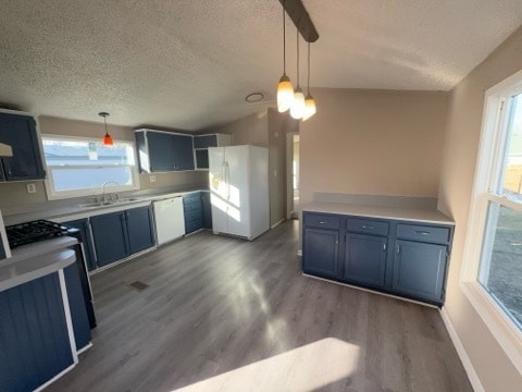 Building Photo - Single Wide Mobile Home For Sale