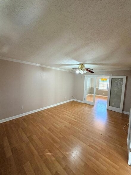 Building Photo - 1549 Spanish Oaks Dr