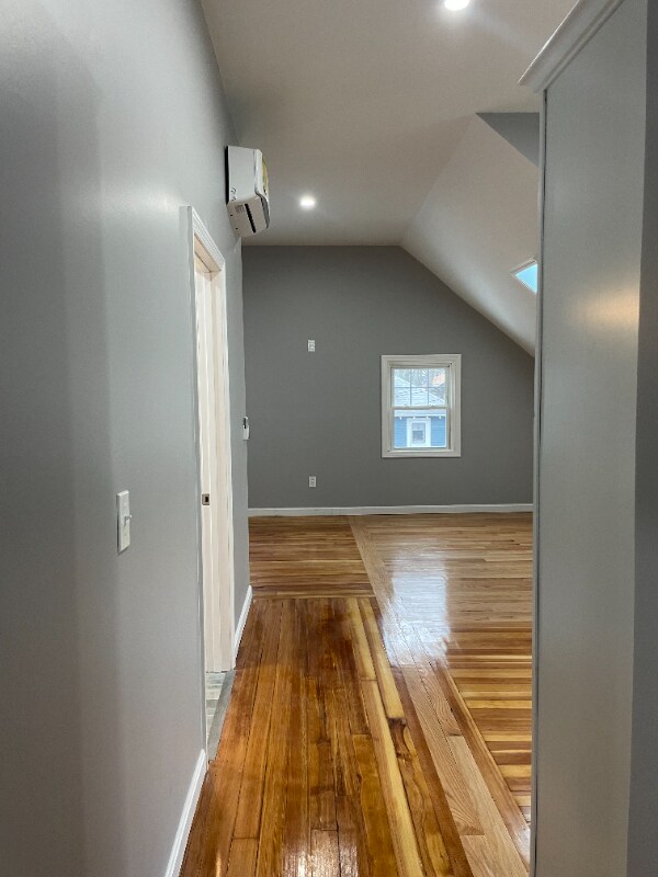 Building Photo - 157 4th St