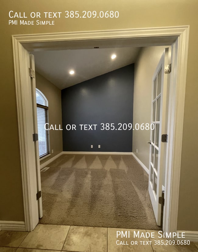 Building Photo - 899 N 800 E