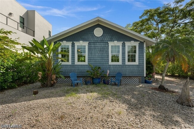 Building Photo - 105 W Hilo St