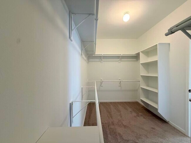 Building Photo - 2814 Ridgeglen Ln