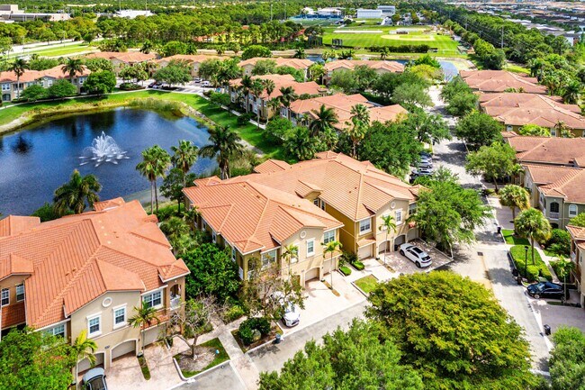 Building Photo - 4890 Bonsai Cir