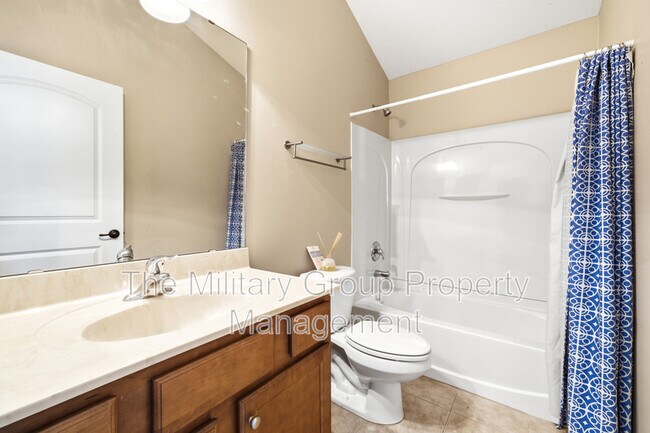 Building Photo - 374 Porta Rosa Circle