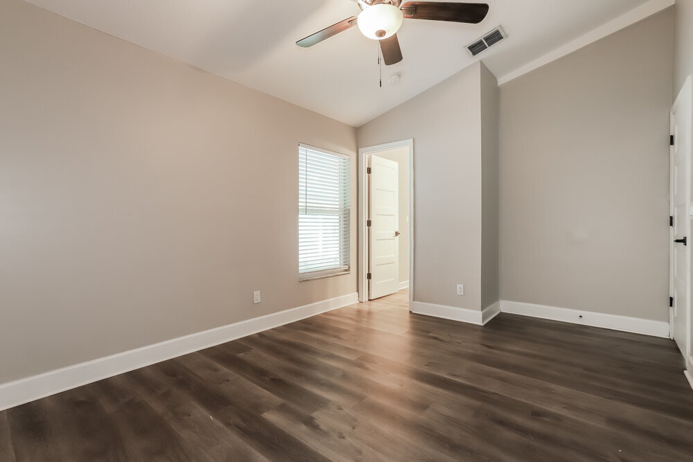 Building Photo - 2117 Intervista Ln