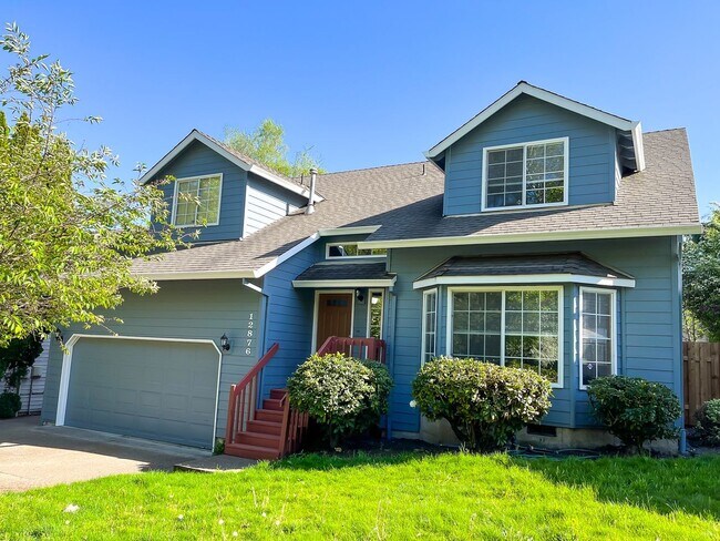 Primary Photo - Spacious 2467 sq ft 4 Bedroom 2.5 Bath hom...