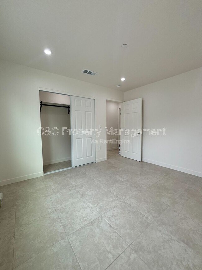 Building Photo - 18110 Gault St