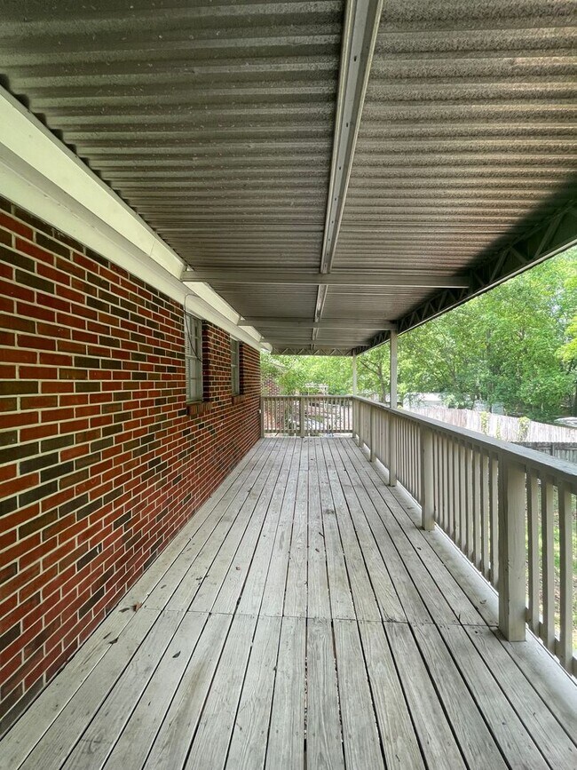 Building Photo - 1149 Noremac Rd