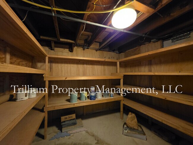 Building Photo - 2665 SW Brae Mar Ct
