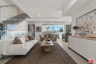 Building Photo - 1257 N Sweetzer Ave