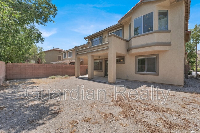 Building Photo - 224 Emerald Vista Way