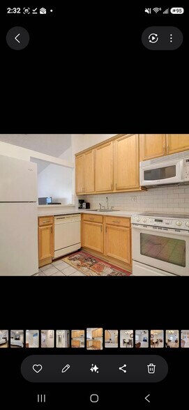 Building Photo - 3652 NW 83rd Ln
