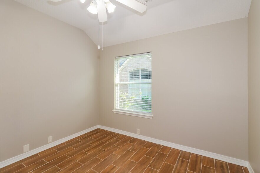 Building Photo - 3103 Bronco Bluff Ct