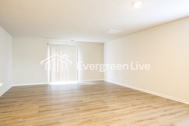 Building Photo - coming soon