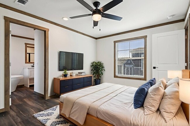 Building Photo - 1709 Sidewinder Dr