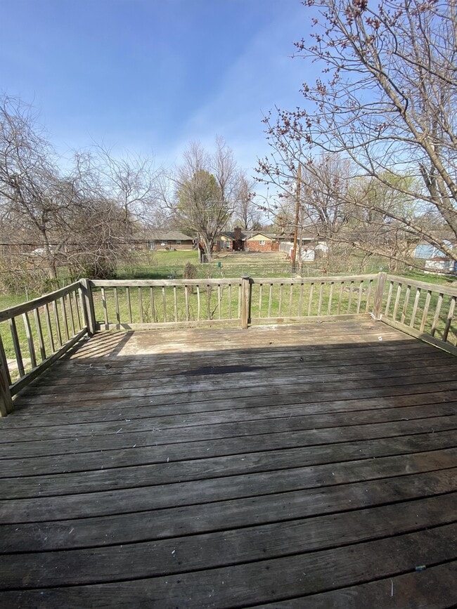 Building Photo - 1623 Denison Dr