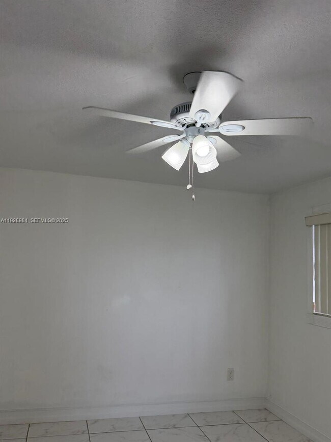 Building Photo - 13100 NW 22nd Ave