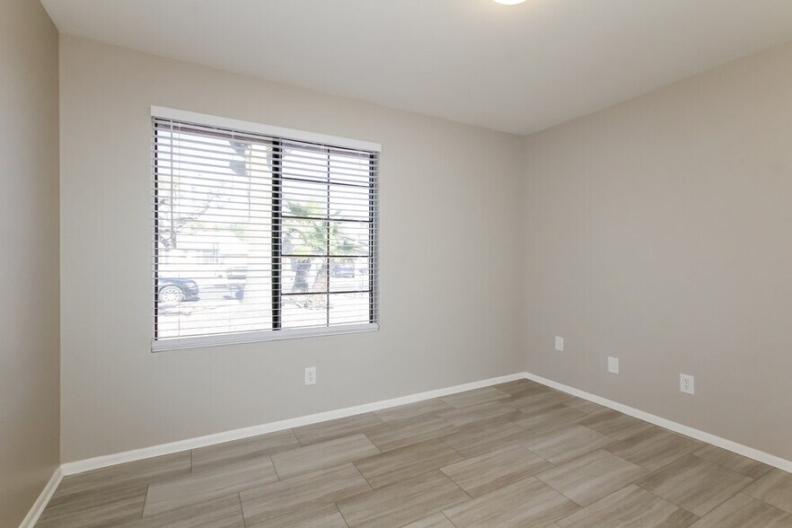 Building Photo - 601 W Wescott Dr