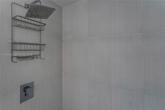 Building Photo - 3250 NE 1st Ave