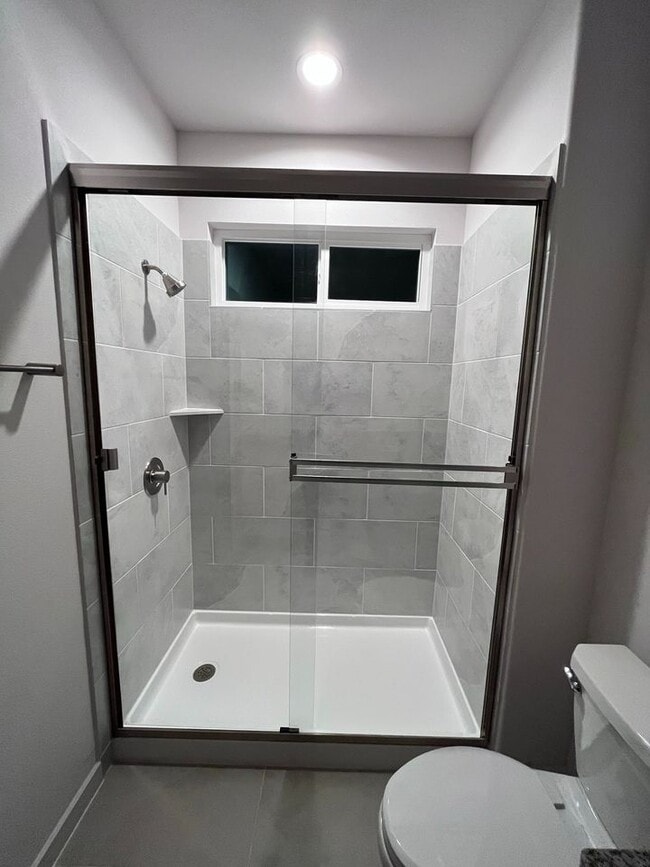 Building Photo - 1531 N Red Bud Ln