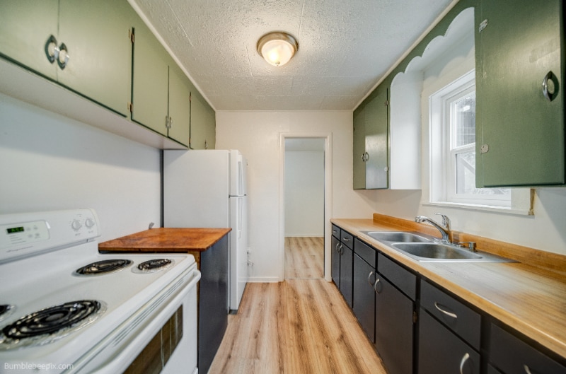 Building Photo - 802 Pine St