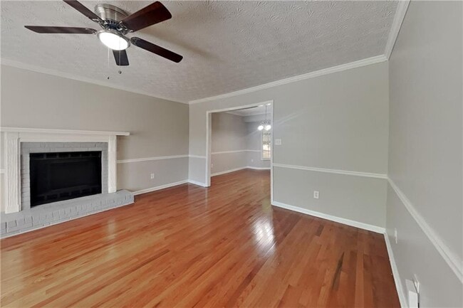 Building Photo - 1028 Pine Cove Dr SW