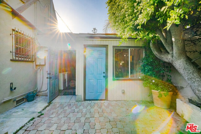 Building Photo - 7261 Waring Ave