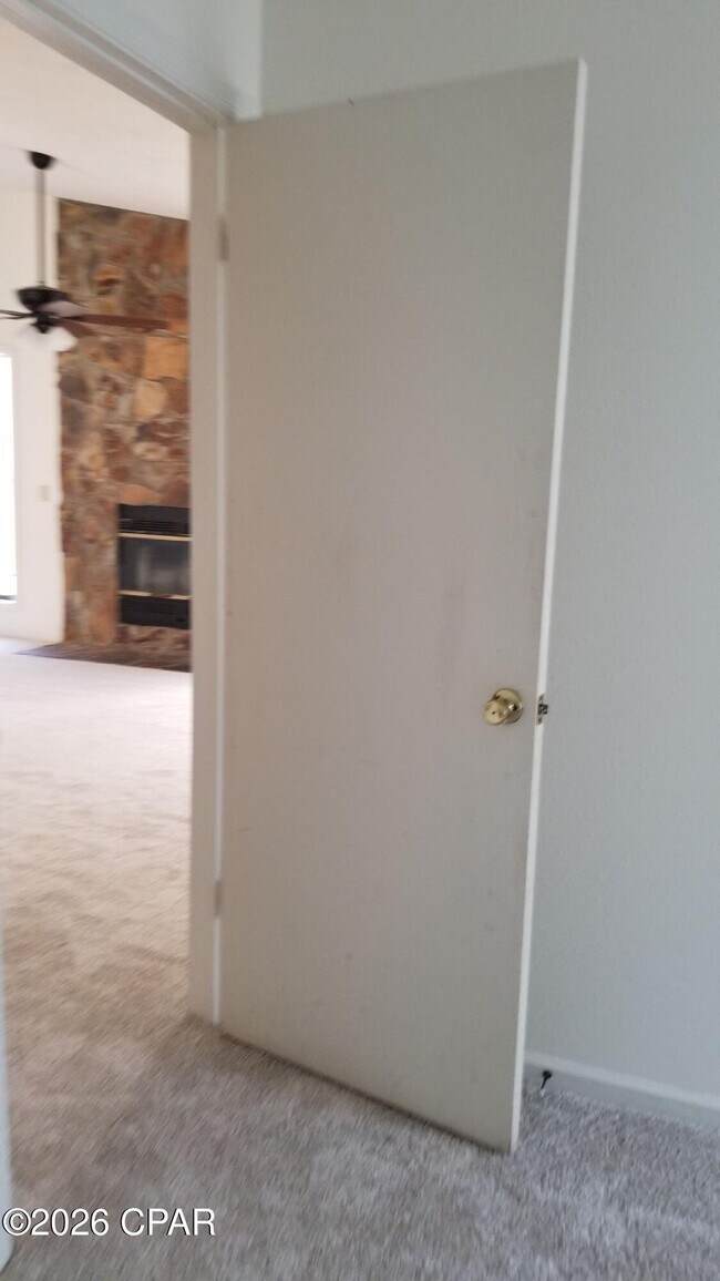 Building Photo - 126 Kristine Blvd