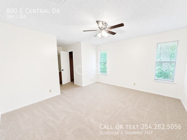 Building Photo - 800 Central Dr