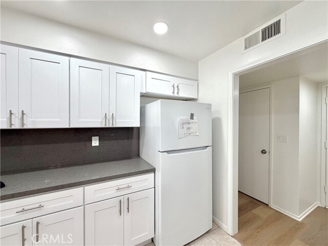 Building Photo - 28880 Amersfoot Way
